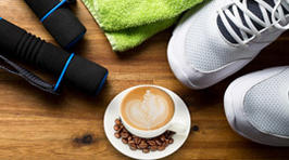 Kawa i ruch współgrają ze sobą. 3 sposoby wspomagania sporto